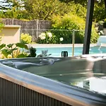 Maison Marie Barrault 4* Les Herbiers