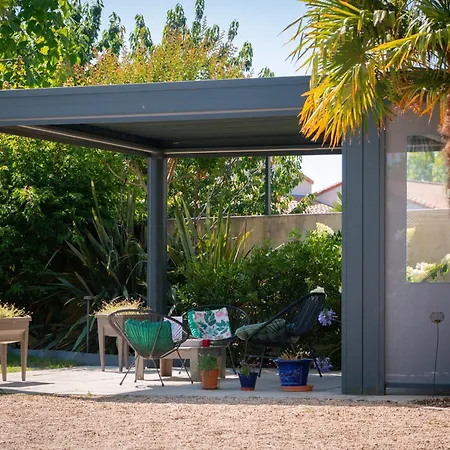 Maison Marie Barrault 4* לז הרבייה