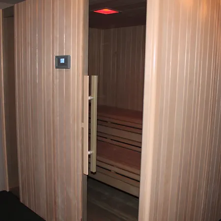 Maison Marie Barrault 4* לז הרבייה