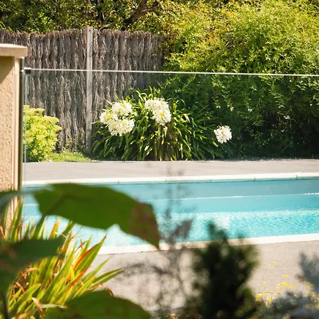 Maison Marie Barrault בית הארחה 4*