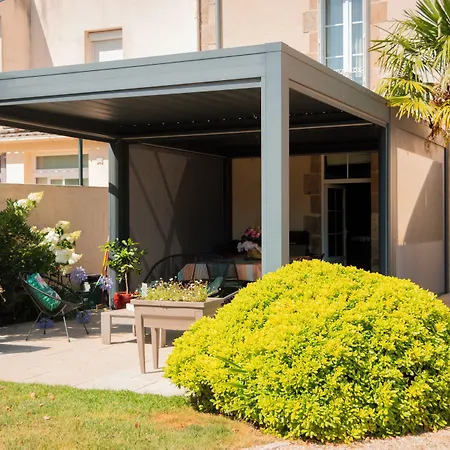 בית הארחה Maison Marie Barrault 4*