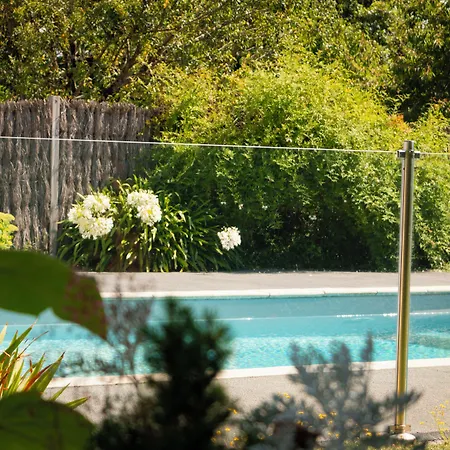 Maison Marie Barrault בית הארחה 4*