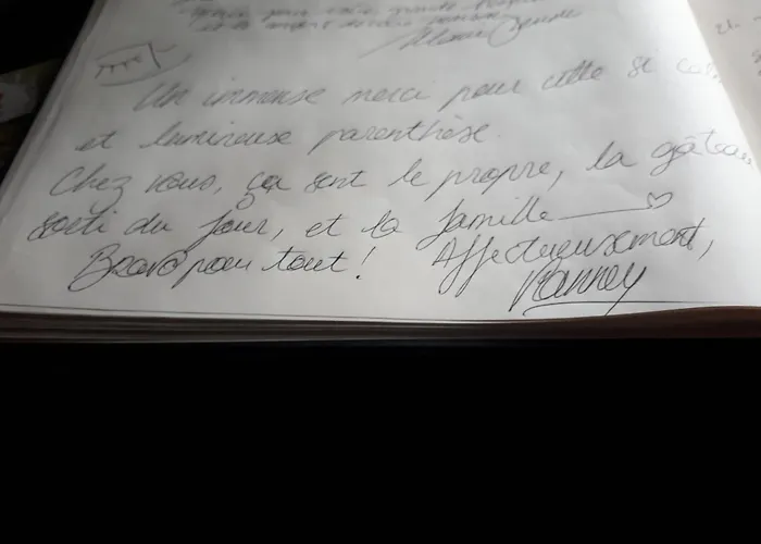 בית הארחה Maison Marie Barrault 4*