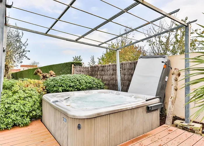 Maison d'hôtes Maison Marie Barrault 4*