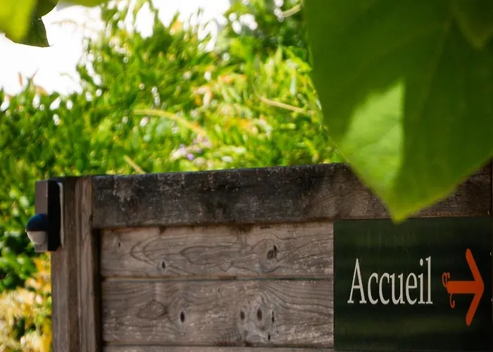 Maison Marie Barrault 4* לז הרבייה