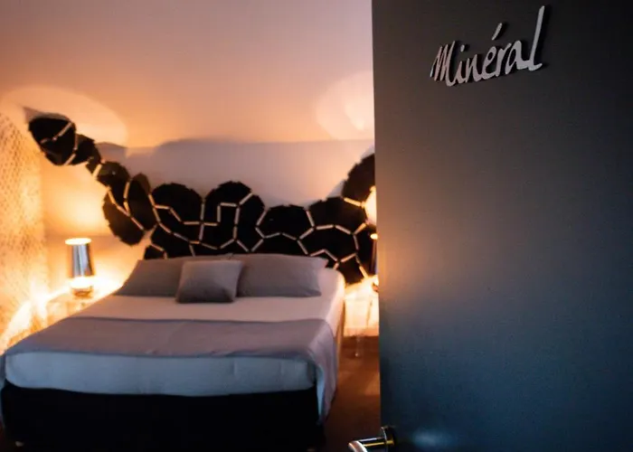 Maison Marie Barrault בית הארחה 4*