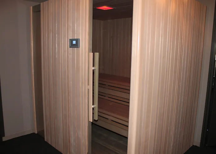 Maison Marie Barrault 4* לז הרבייה