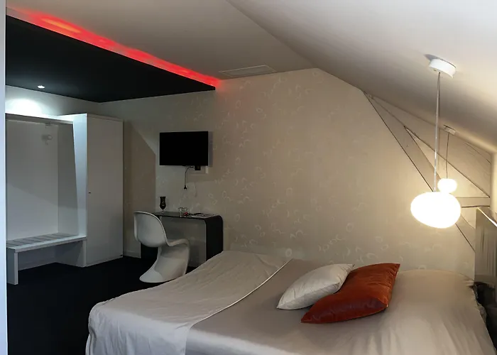 Maison Marie Barrault בית הארחה 4*