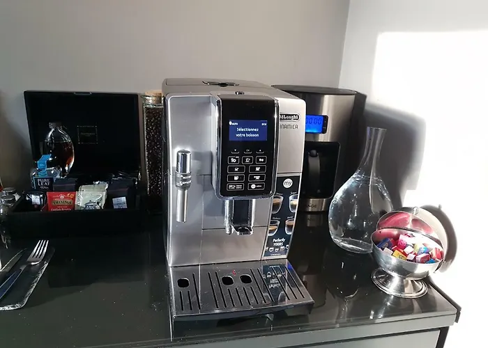 Maison Marie Barrault בית הארחה 4*